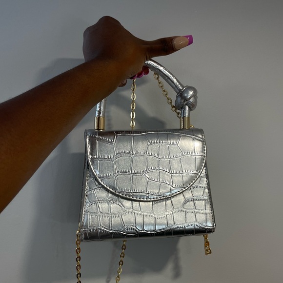 Silver Crocodile-Embossed Mini Handbag with Chain Strap - Picture 5 of 10